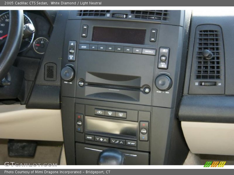 White Diamond / Light Neutral 2005 Cadillac CTS Sedan