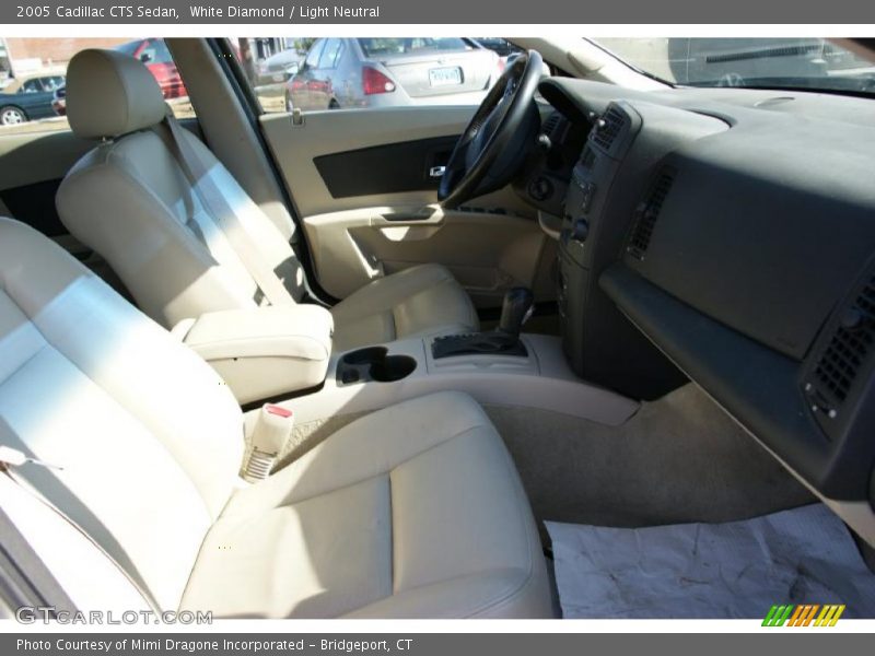 White Diamond / Light Neutral 2005 Cadillac CTS Sedan