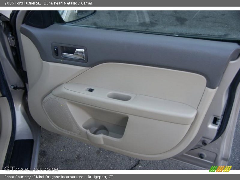 Dune Pearl Metallic / Camel 2006 Ford Fusion SE