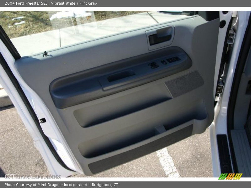 Vibrant White / Flint Grey 2004 Ford Freestar SEL