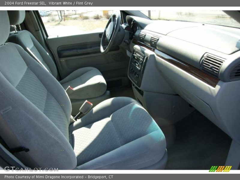 Vibrant White / Flint Grey 2004 Ford Freestar SEL