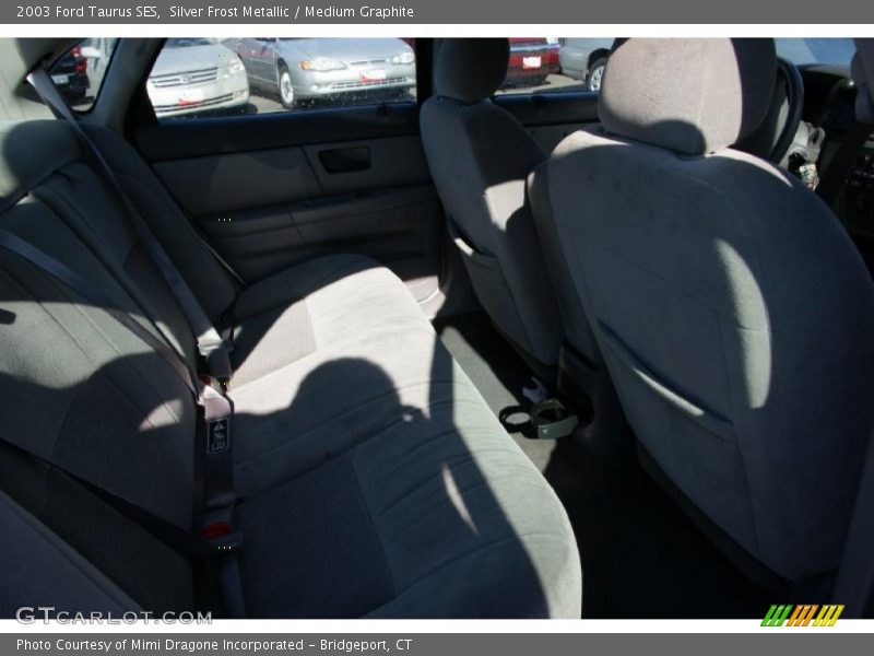 Silver Frost Metallic / Medium Graphite 2003 Ford Taurus SES