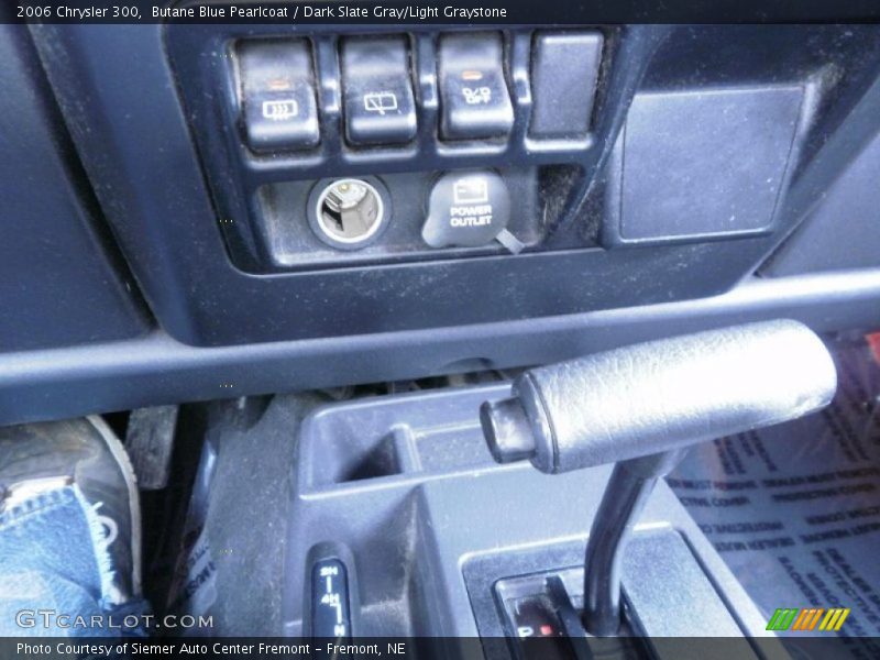 Butane Blue Pearlcoat / Dark Slate Gray/Light Graystone 2006 Chrysler 300