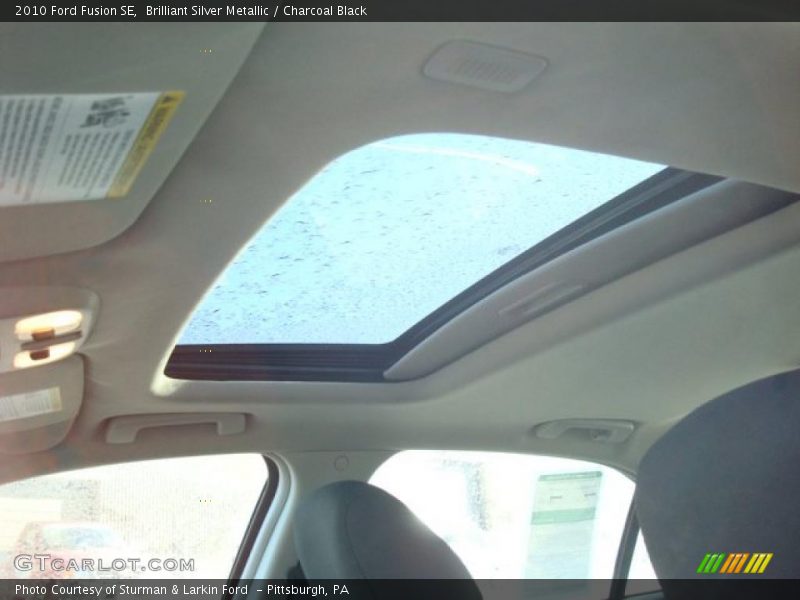 Brilliant Silver Metallic / Charcoal Black 2010 Ford Fusion SE