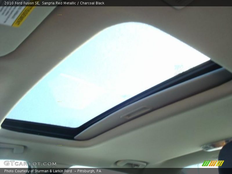 Sangria Red Metallic / Charcoal Black 2010 Ford Fusion SE