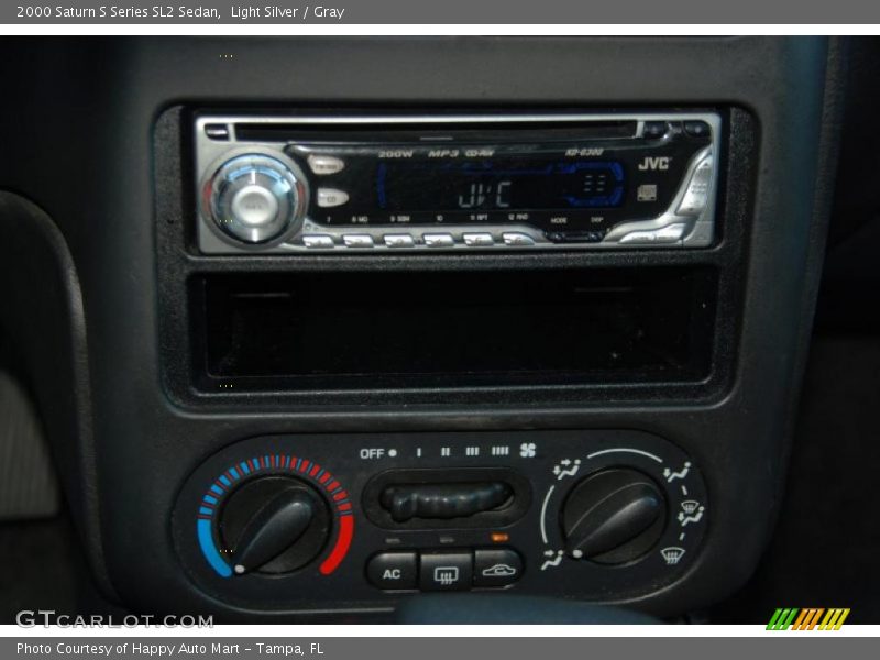 Light Silver / Gray 2000 Saturn S Series SL2 Sedan