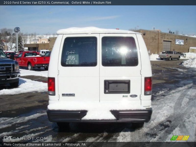 Oxford White / Medium Flint 2010 Ford E Series Van E250 XL Commericial