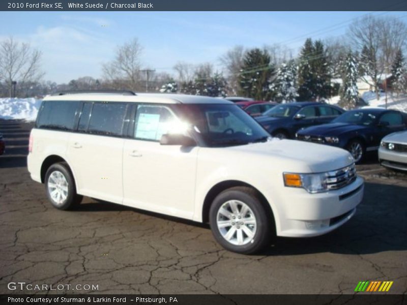 White Suede / Charcoal Black 2010 Ford Flex SE
