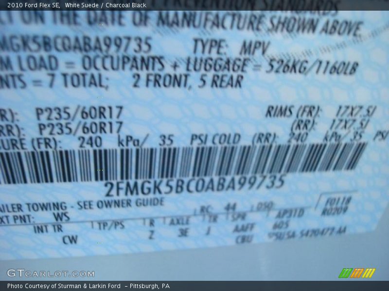 White Suede / Charcoal Black 2010 Ford Flex SE