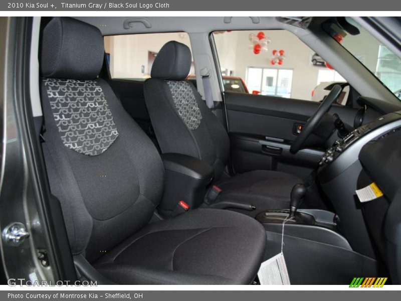 Titanium Gray / Black Soul Logo Cloth 2010 Kia Soul +