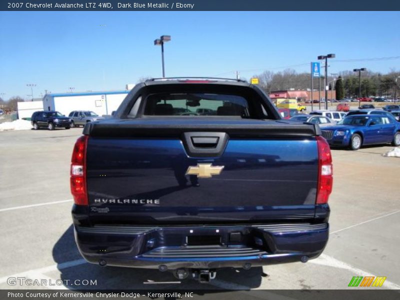 Dark Blue Metallic / Ebony 2007 Chevrolet Avalanche LTZ 4WD