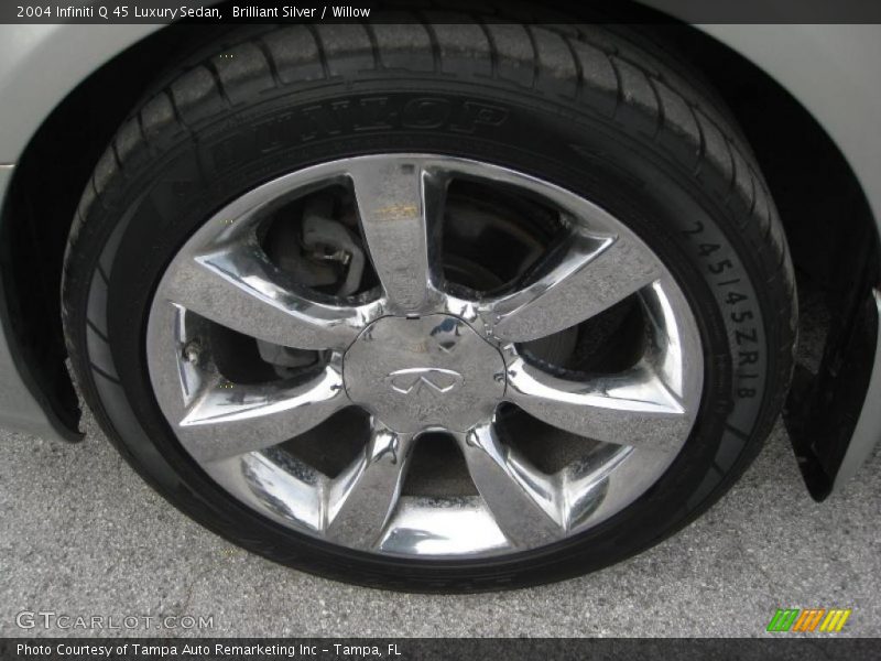 Brilliant Silver / Willow 2004 Infiniti Q 45 Luxury Sedan