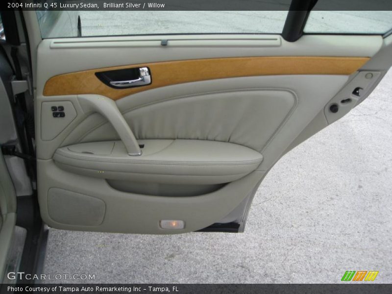 Brilliant Silver / Willow 2004 Infiniti Q 45 Luxury Sedan