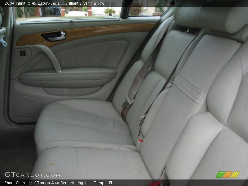 Brilliant Silver / Willow 2004 Infiniti Q 45 Luxury Sedan