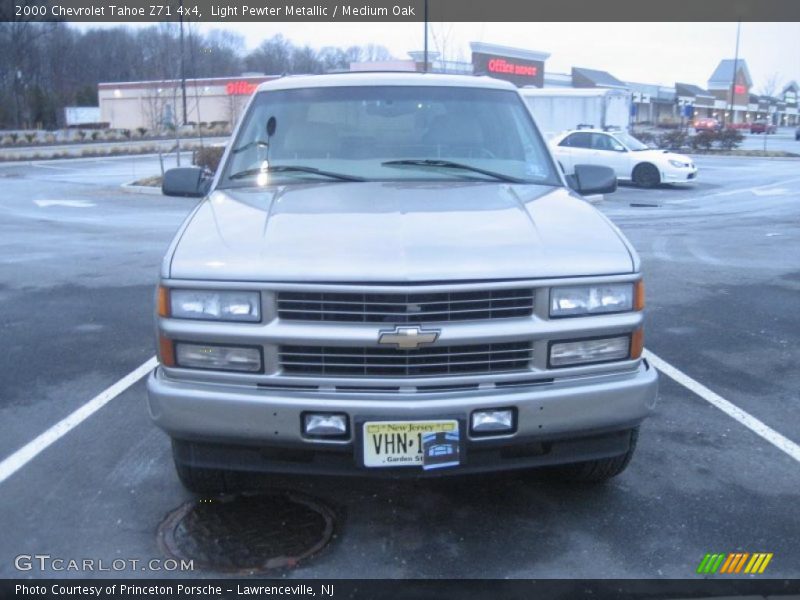 Light Pewter Metallic / Medium Oak 2000 Chevrolet Tahoe Z71 4x4