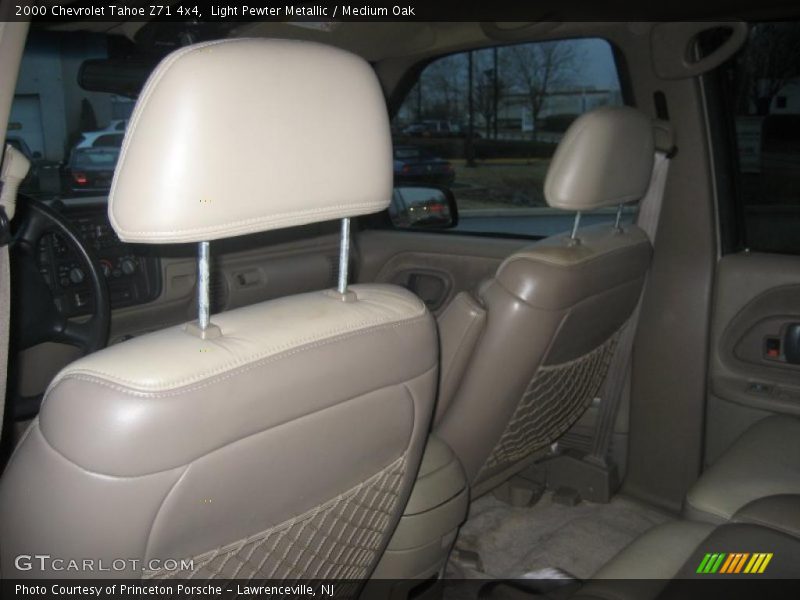 Light Pewter Metallic / Medium Oak 2000 Chevrolet Tahoe Z71 4x4
