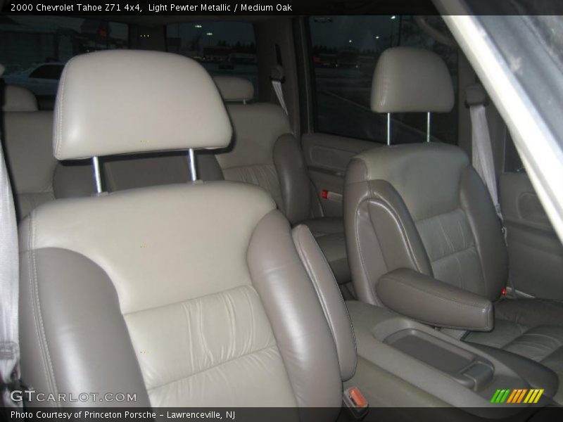 Light Pewter Metallic / Medium Oak 2000 Chevrolet Tahoe Z71 4x4