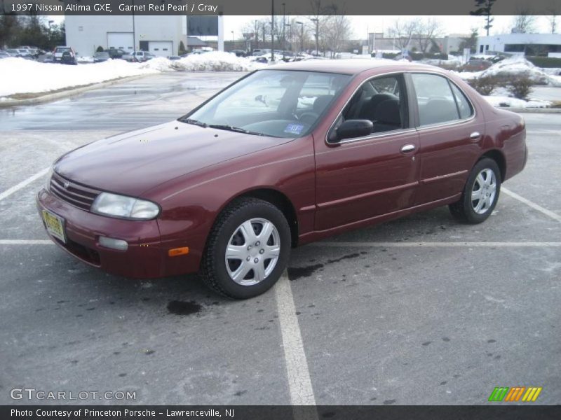 Garnet Red Pearl / Gray 1997 Nissan Altima GXE