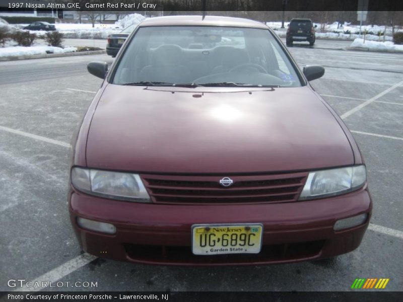 Garnet Red Pearl / Gray 1997 Nissan Altima GXE