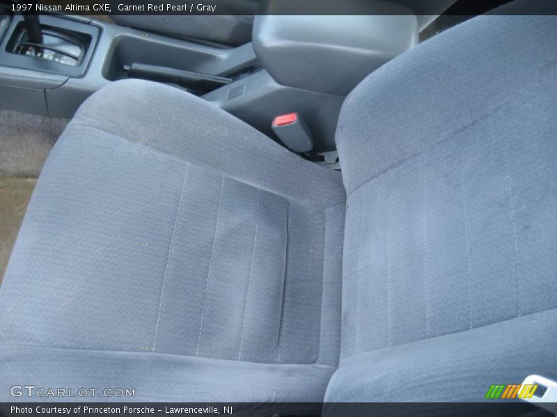 Garnet Red Pearl / Gray 1997 Nissan Altima GXE