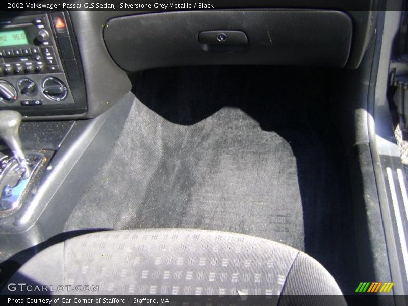 Silverstone Grey Metallic / Black 2002 Volkswagen Passat GLS Sedan