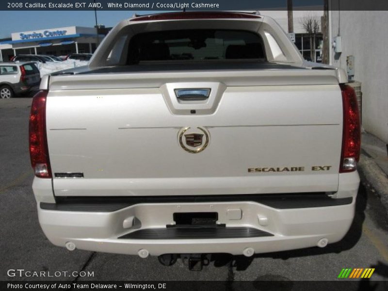 White Diamond / Cocoa/Light Cashmere 2008 Cadillac Escalade EXT AWD