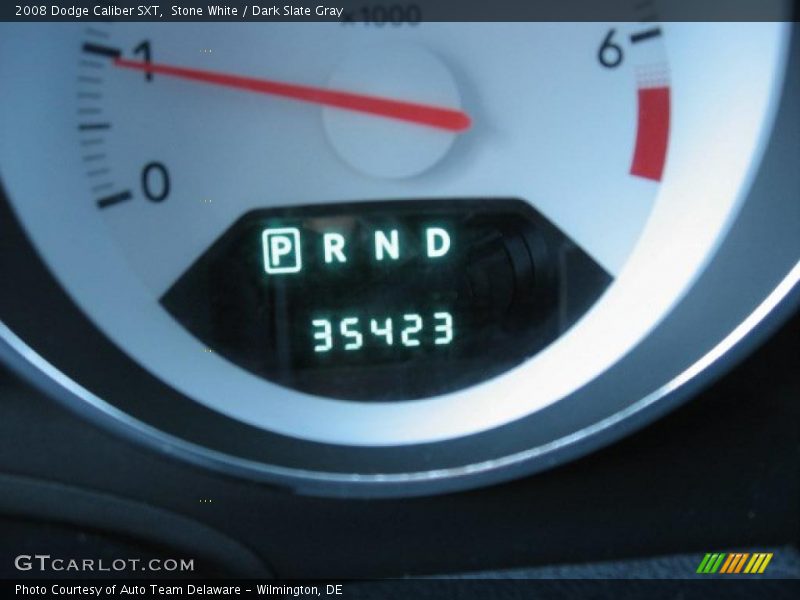 Stone White / Dark Slate Gray 2008 Dodge Caliber SXT