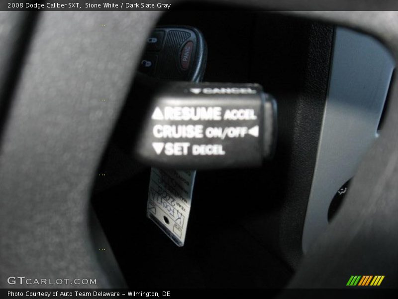 Stone White / Dark Slate Gray 2008 Dodge Caliber SXT
