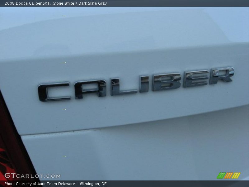 Stone White / Dark Slate Gray 2008 Dodge Caliber SXT