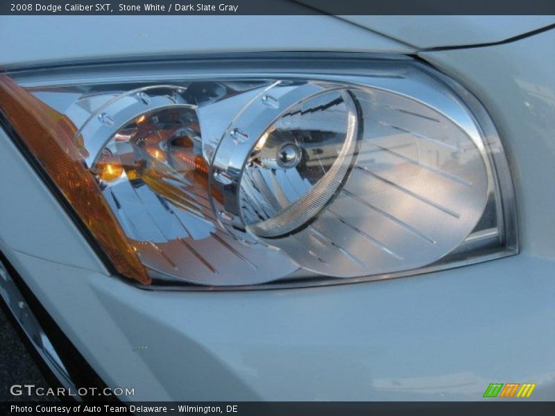 Stone White / Dark Slate Gray 2008 Dodge Caliber SXT
