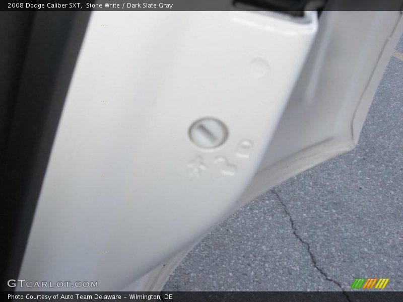 Stone White / Dark Slate Gray 2008 Dodge Caliber SXT