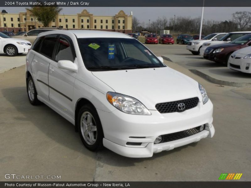 Super White / Dark Gray 2004 Toyota Matrix
