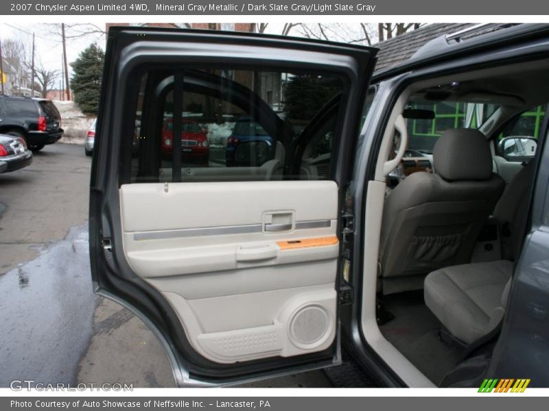 Mineral Gray Metallic / Dark Slate Gray/Light Slate Gray 2007 Chrysler Aspen Limited 4WD