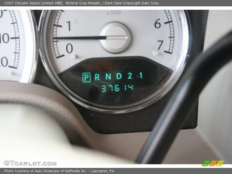 Mineral Gray Metallic / Dark Slate Gray/Light Slate Gray 2007 Chrysler Aspen Limited 4WD