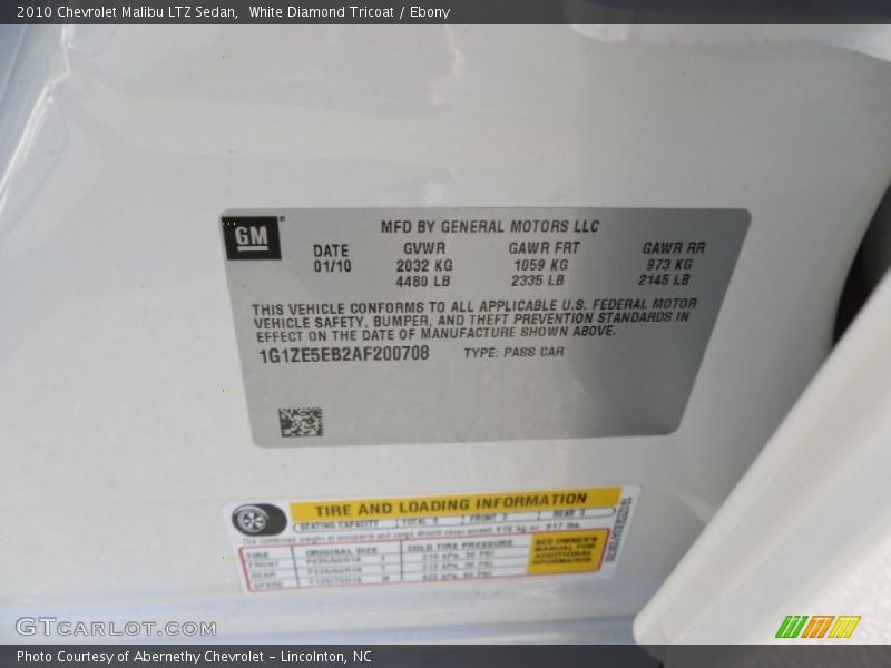 White Diamond Tricoat / Ebony 2010 Chevrolet Malibu LTZ Sedan