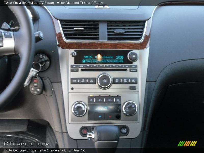 White Diamond Tricoat / Ebony 2010 Chevrolet Malibu LTZ Sedan