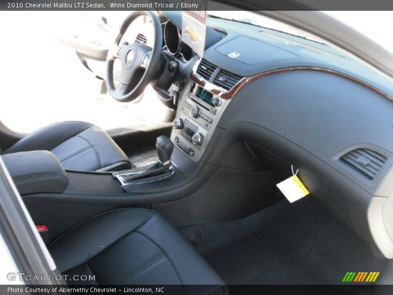 White Diamond Tricoat / Ebony 2010 Chevrolet Malibu LTZ Sedan