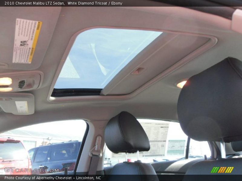 White Diamond Tricoat / Ebony 2010 Chevrolet Malibu LTZ Sedan