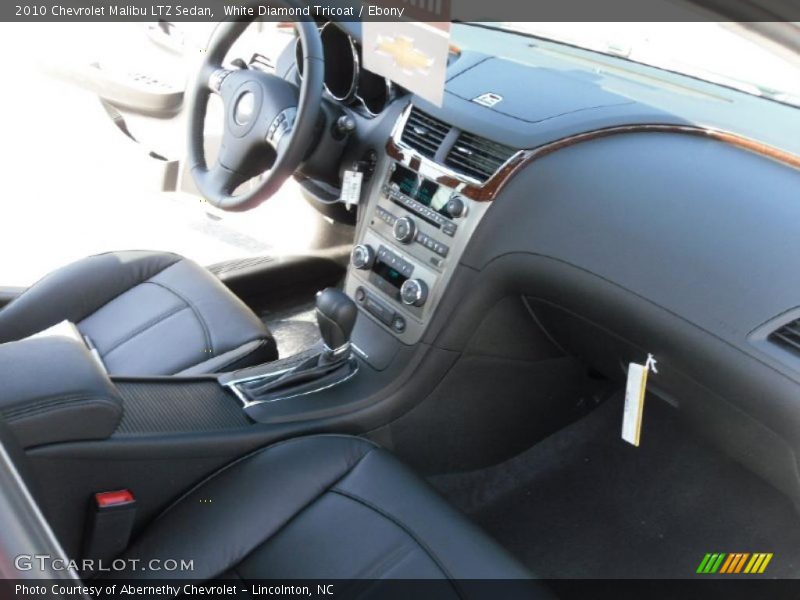White Diamond Tricoat / Ebony 2010 Chevrolet Malibu LTZ Sedan