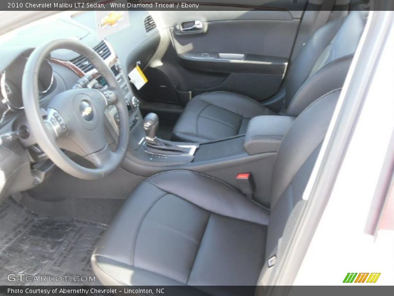 White Diamond Tricoat / Ebony 2010 Chevrolet Malibu LTZ Sedan