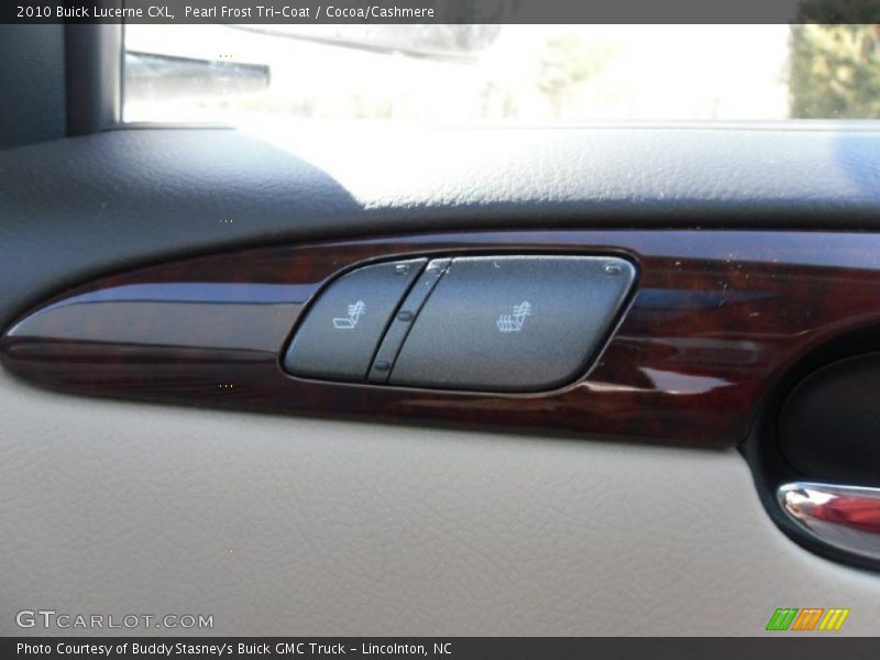 Pearl Frost Tri-Coat / Cocoa/Cashmere 2010 Buick Lucerne CXL