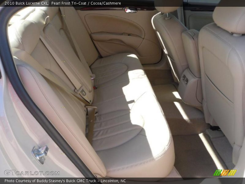 Pearl Frost Tri-Coat / Cocoa/Cashmere 2010 Buick Lucerne CXL