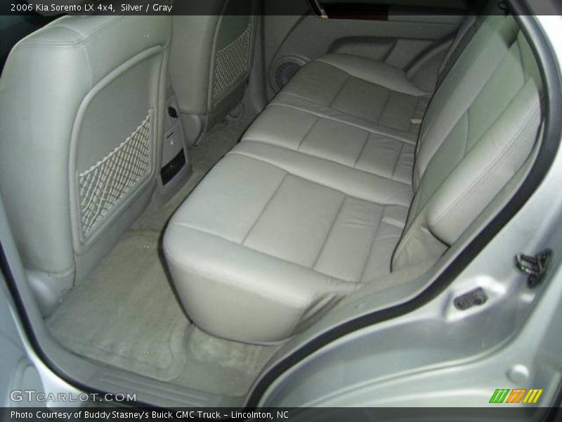 Silver / Gray 2006 Kia Sorento LX 4x4