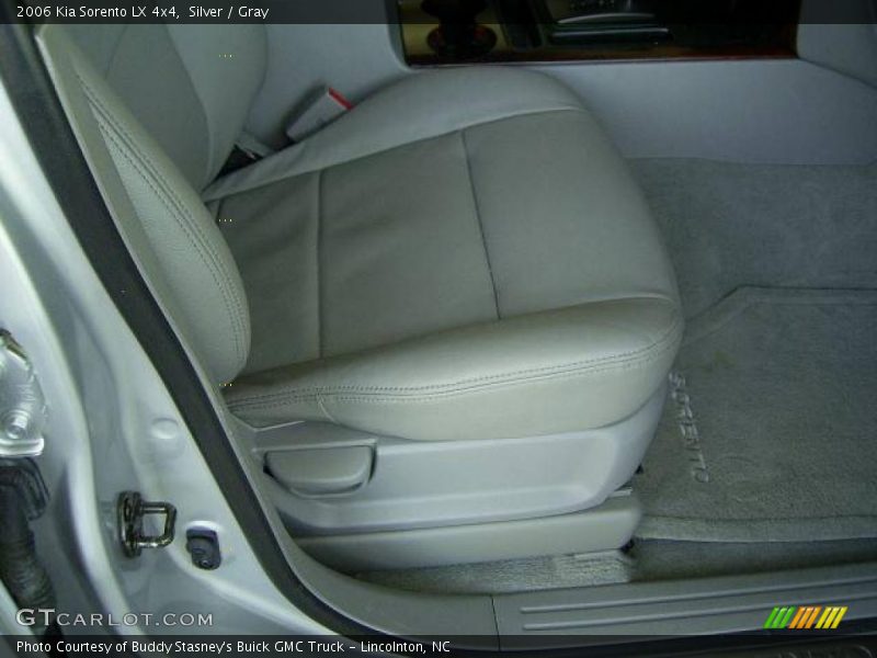 Silver / Gray 2006 Kia Sorento LX 4x4