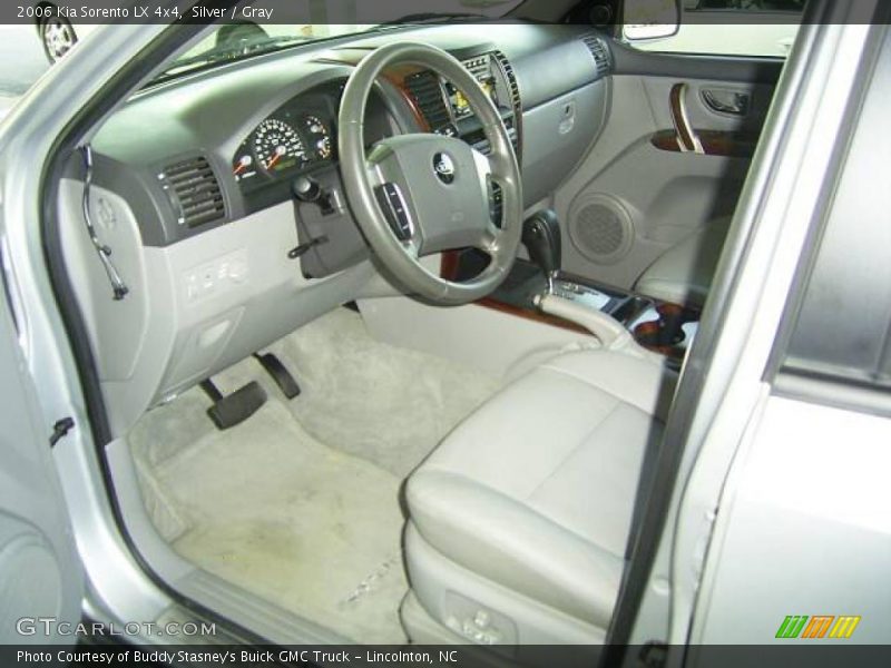 Silver / Gray 2006 Kia Sorento LX 4x4