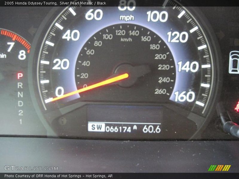 Silver Pearl Metallic / Black 2005 Honda Odyssey Touring