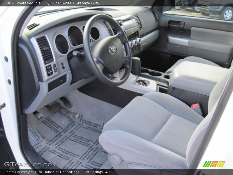Super White / Graphite Gray 2009 Toyota Sequoia SR5