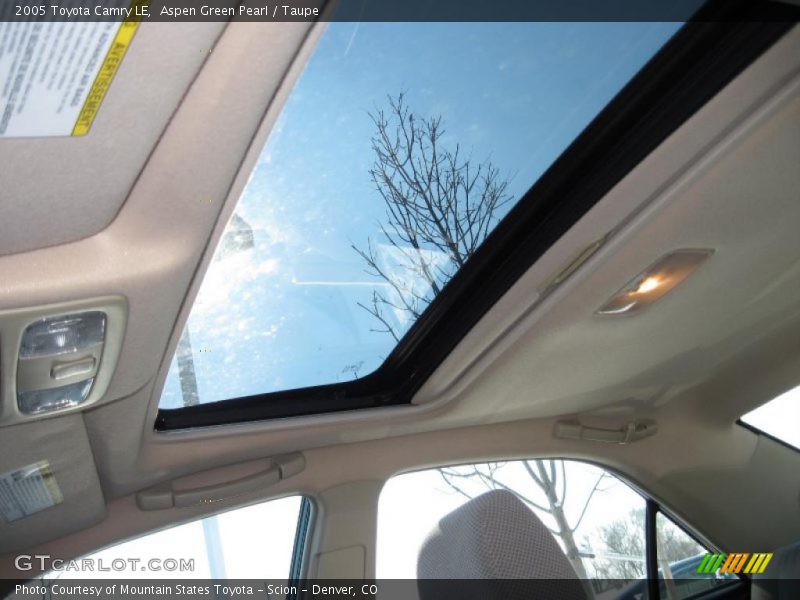 Aspen Green Pearl / Taupe 2005 Toyota Camry LE