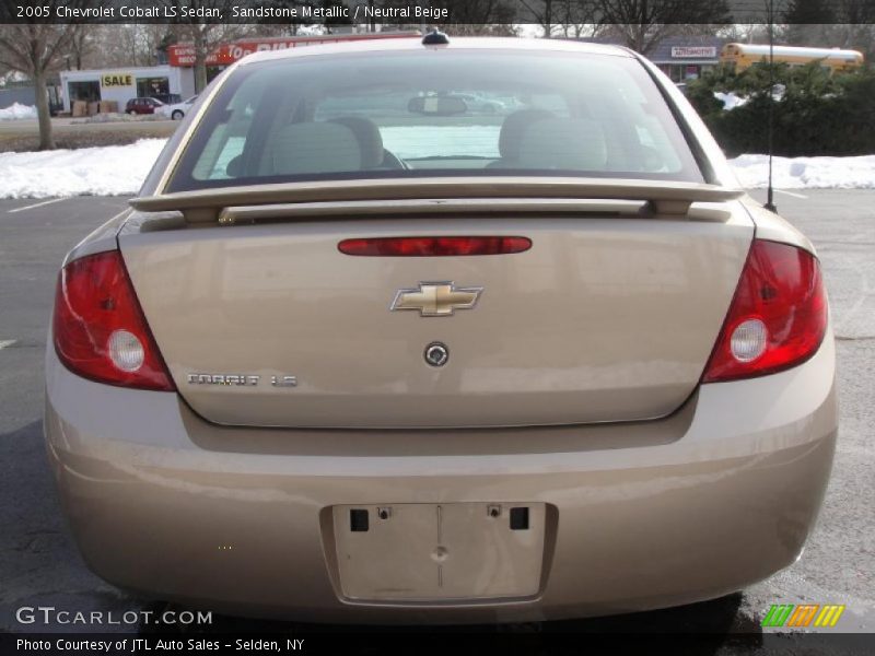 Sandstone Metallic / Neutral Beige 2005 Chevrolet Cobalt LS Sedan