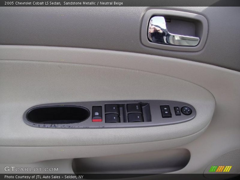 Sandstone Metallic / Neutral Beige 2005 Chevrolet Cobalt LS Sedan